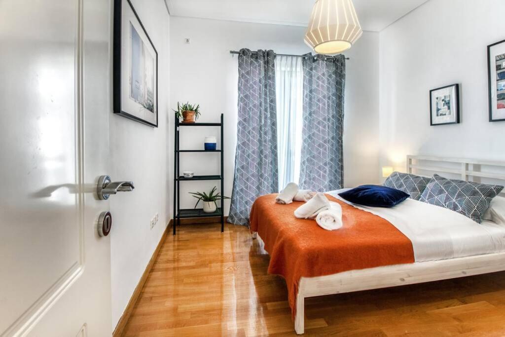 Spacious Apartment In Glyfada Close To The Sea Atenas Exterior foto