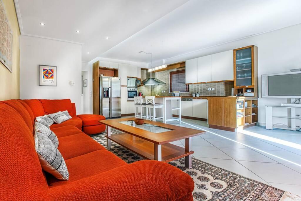 Spacious Apartment In Glyfada Close To The Sea Atenas Exterior foto